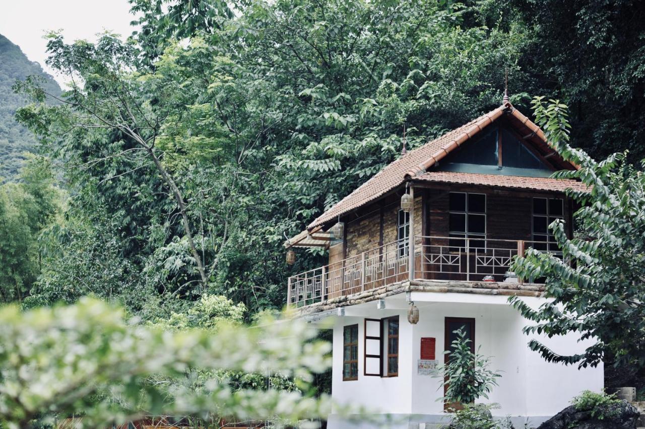 House By Lake Hotel Moc Chau Eksteriør billede